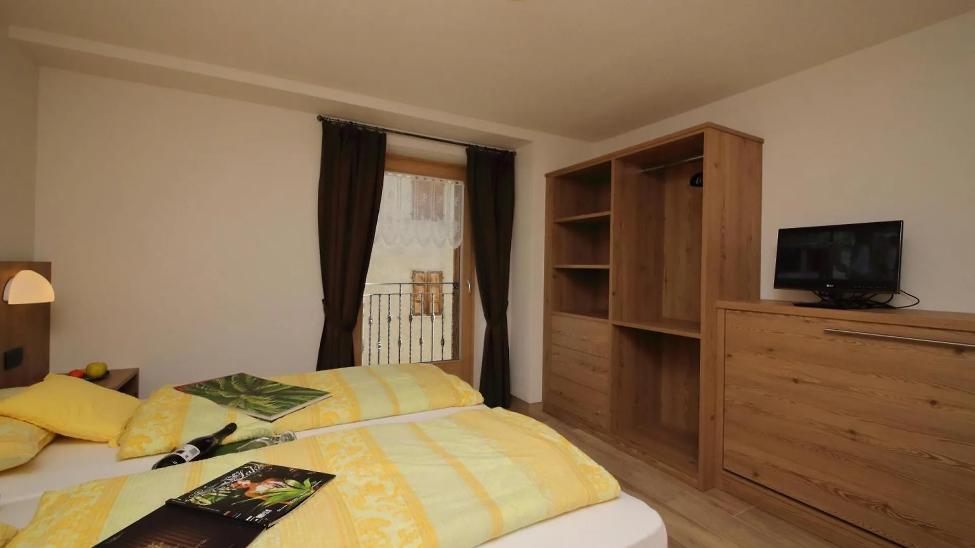 Reno - Happy Rentals Livigno Apartment